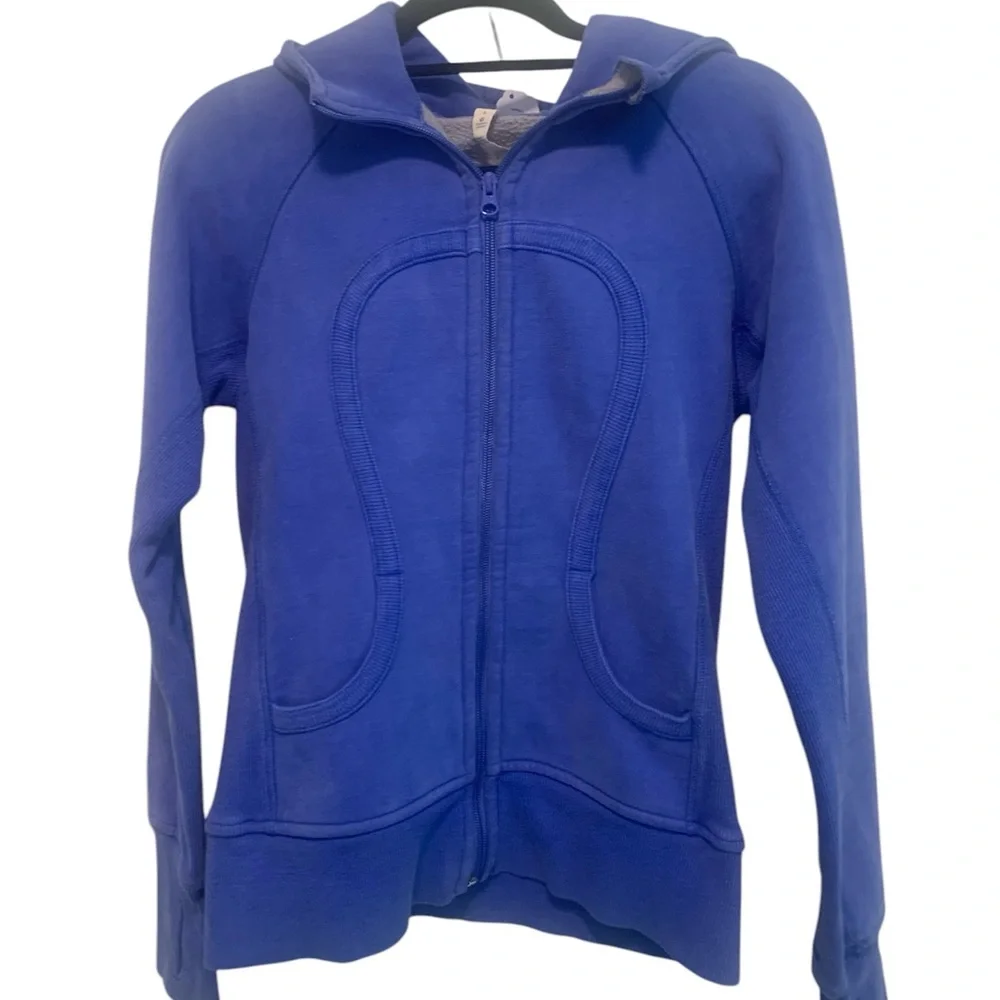 91. Lululemon full zip long sleeve hooded Scuba Size 6